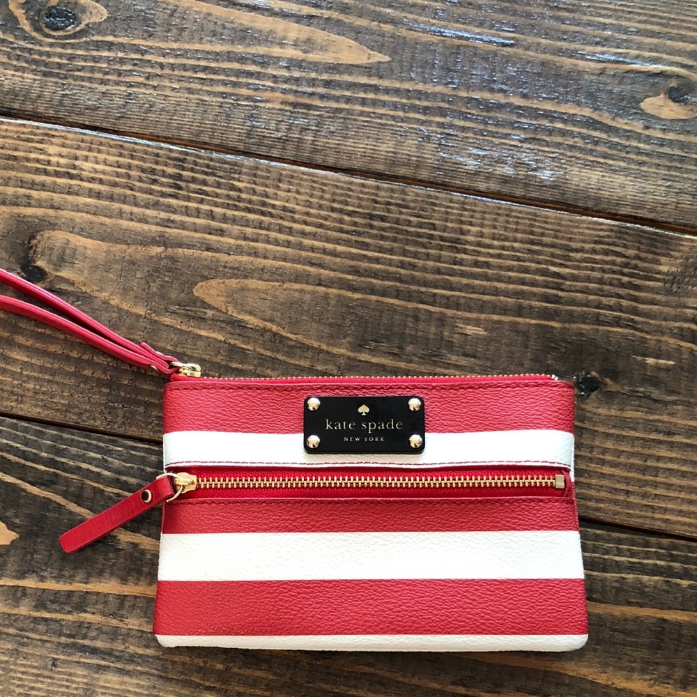 kate spade Red and White Wristlet like 🆕